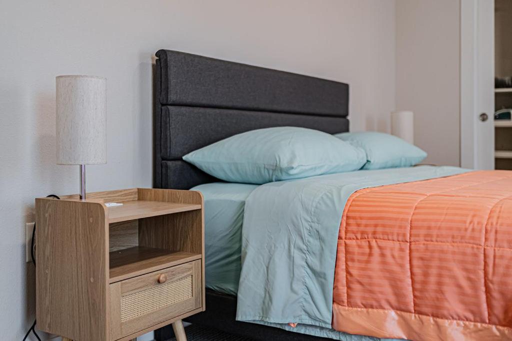 Comfy Corral Apartment Поукателоу Екстериор снимка